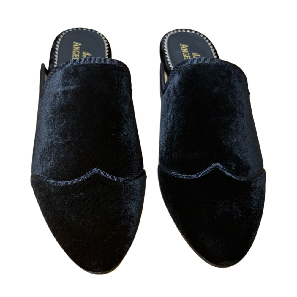 The Office of Angela Scott Adelaide Velvet Mule NWOT - Picture 3 of 11